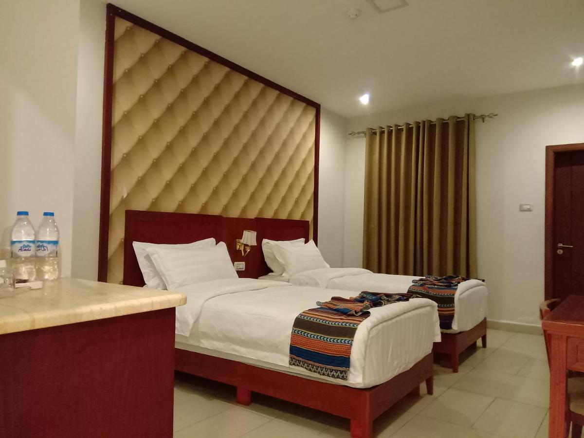 Seven7Days Hotel Aqaba Exterior foto